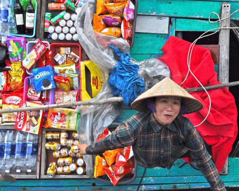 Vendor in Ha Long Bay featured in The Guardian’s readers’ photo selection